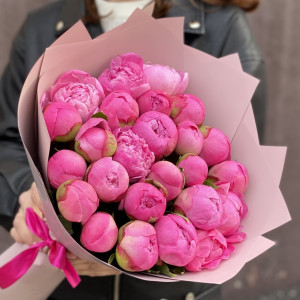 25 розовых пионов Флеминг